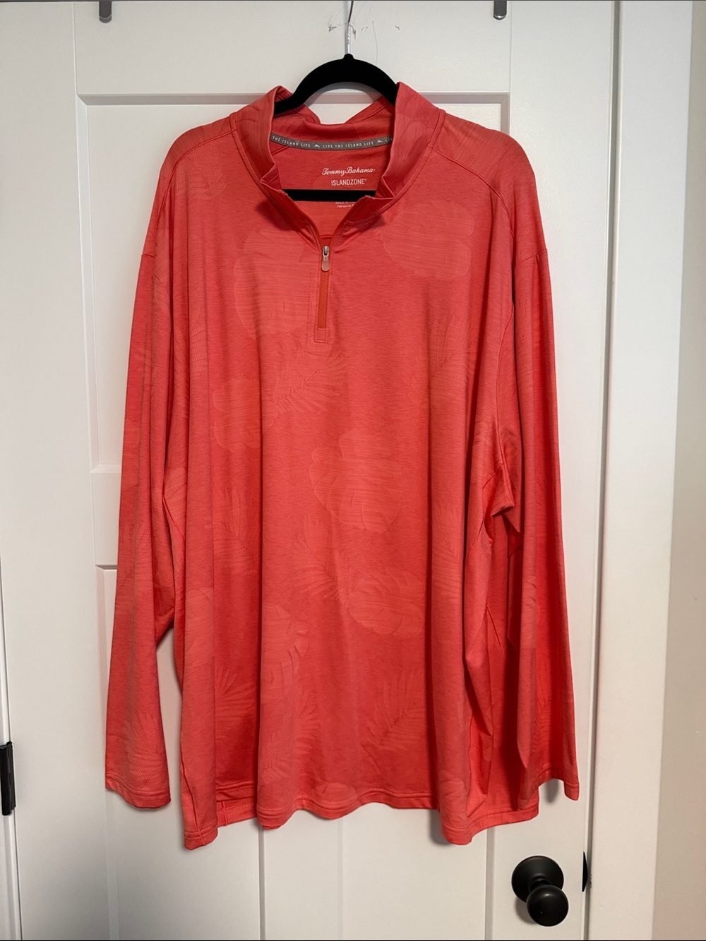 Tommy Bahama Coral Long-Sleeve 1/4 Zip Pullover